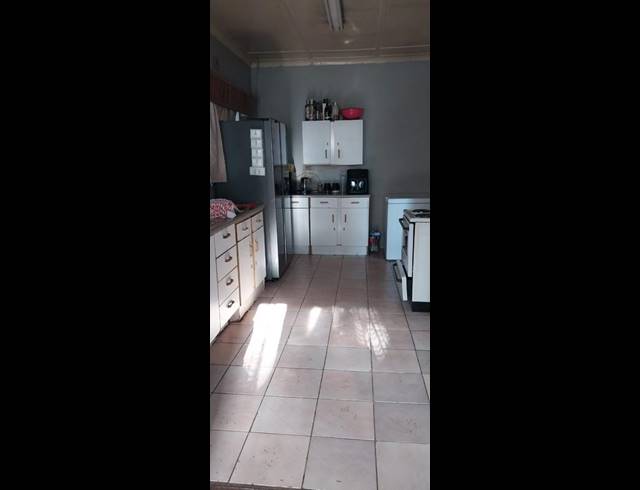 3 BEDROOM PROPERTY TO RENT IN LILIANTON